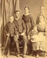 Cumming_children